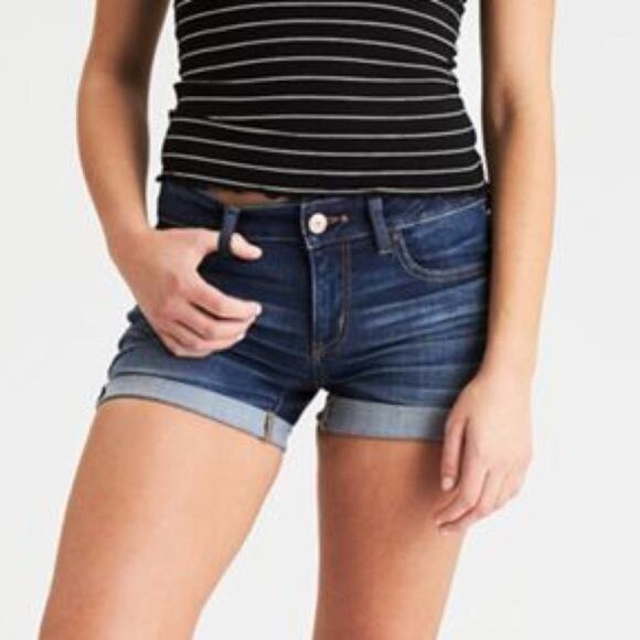 American Eagle | Womens Denim Rolled Raw Hem Shorts Medium Dark Wash Jean Size 4 - Picture 1 of 7